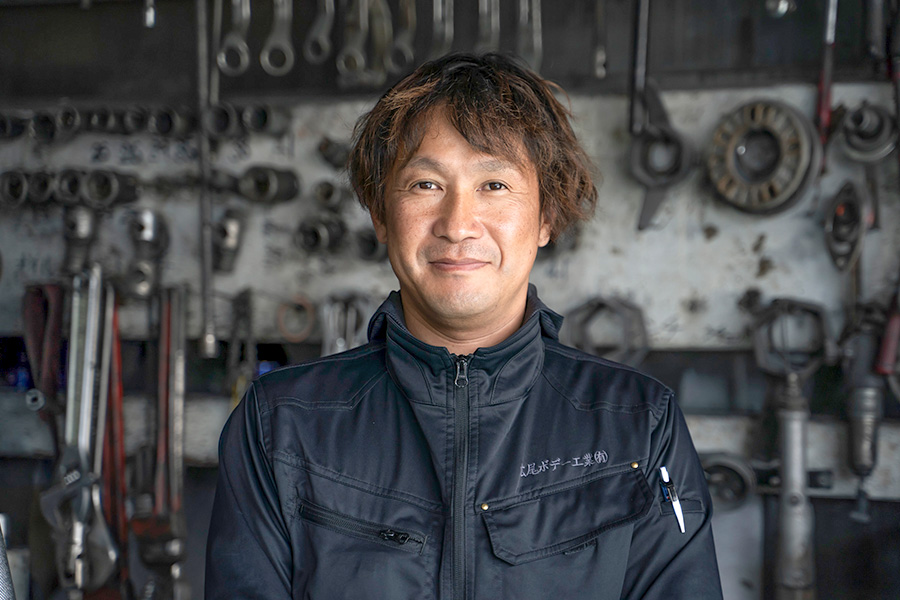 広尾ボデー工業有限会社代表:面野 一